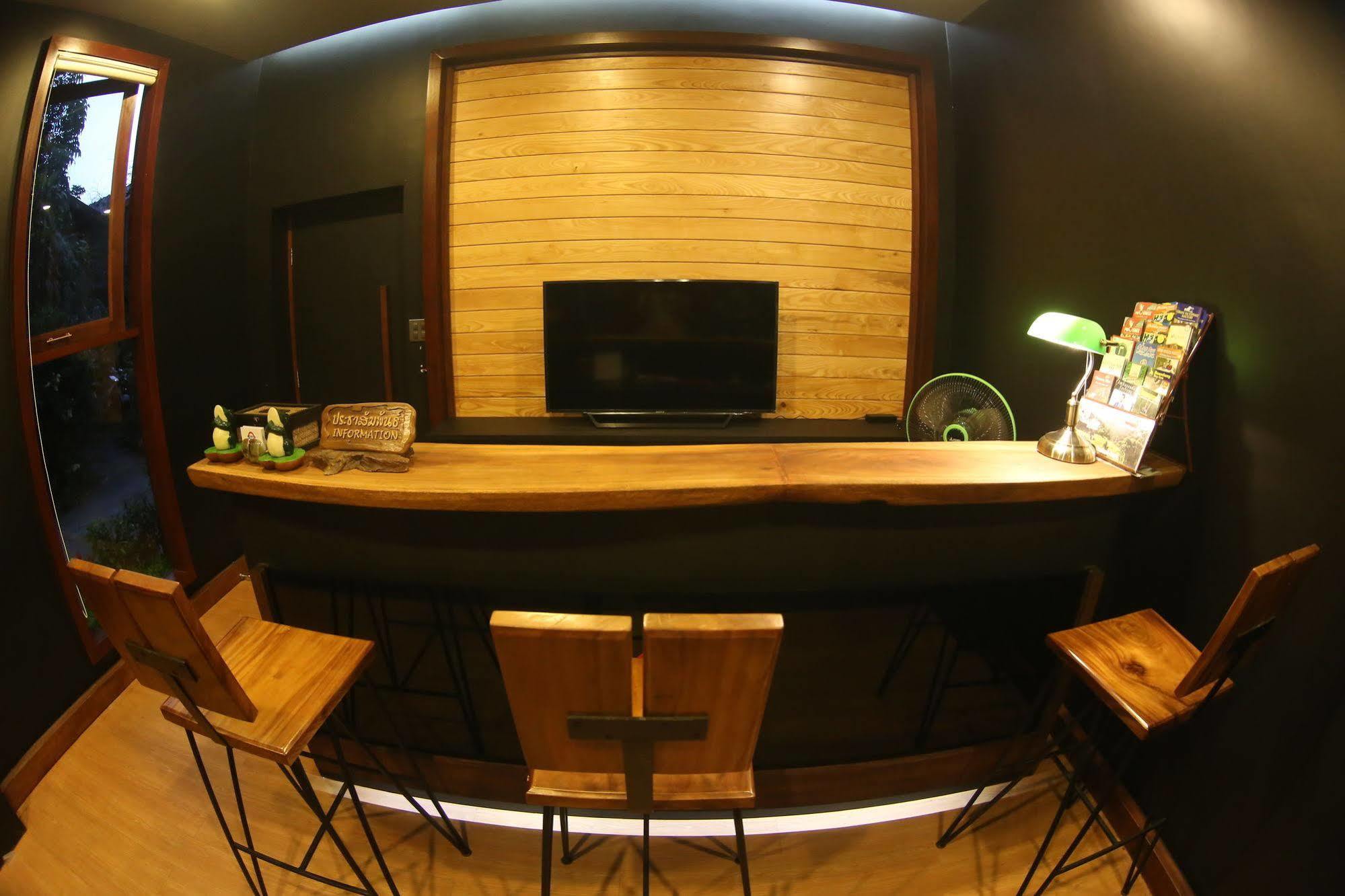 Hostel Ashi Poshtel Čiang Mai Exteriér fotografie